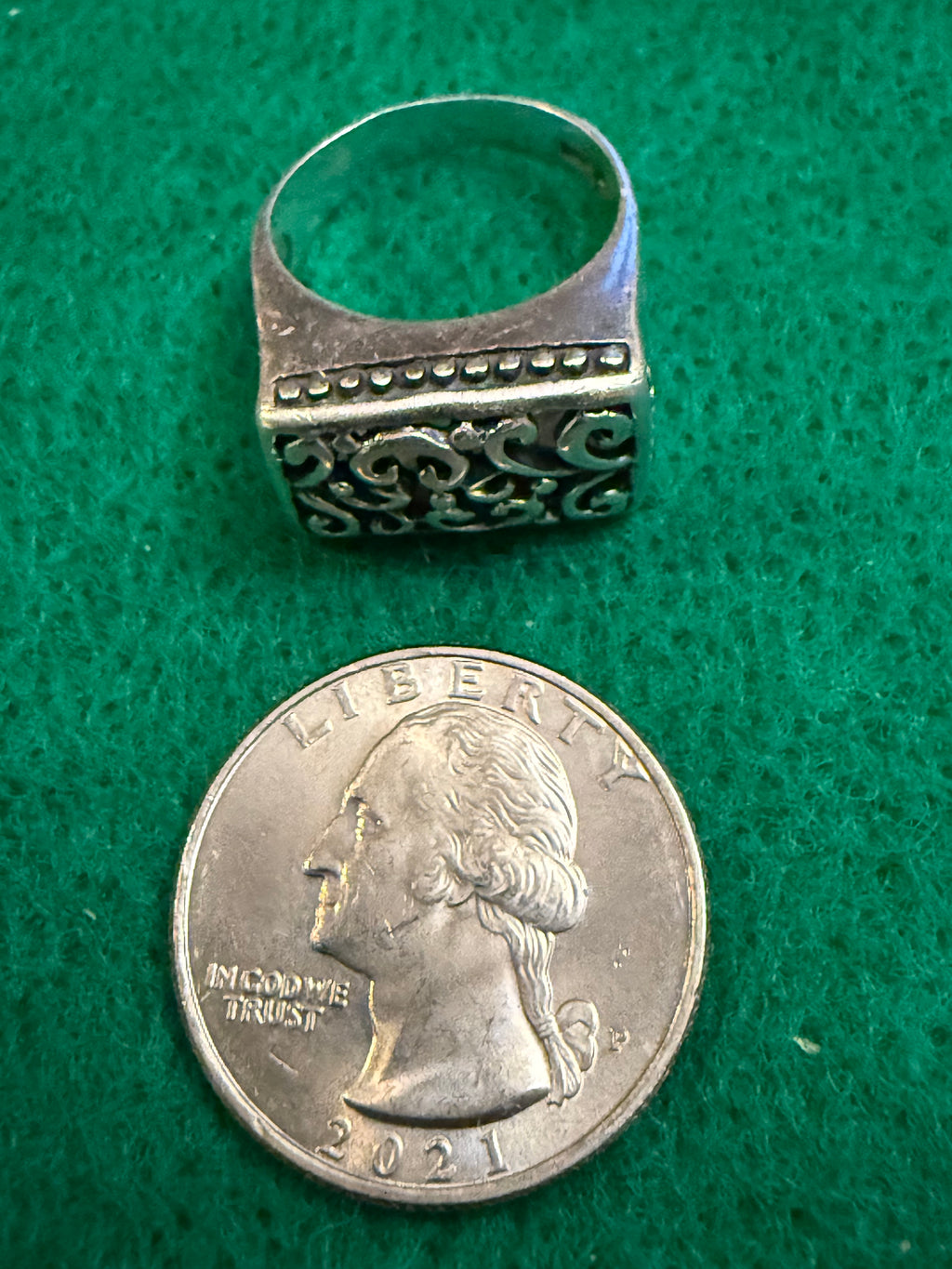 Sterling Silver Scroll Ring size 6