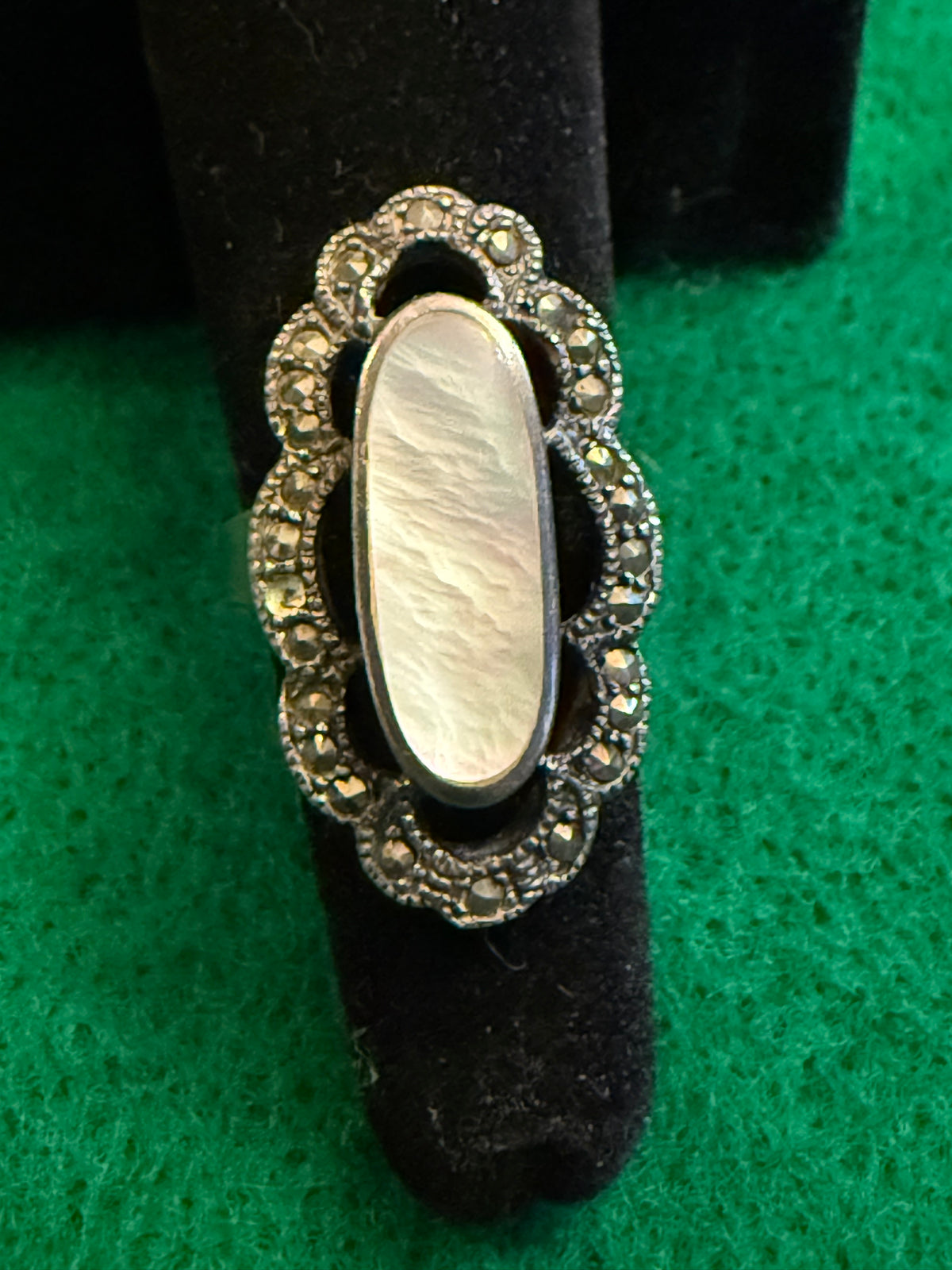Mother of Pearl Ring Size 6