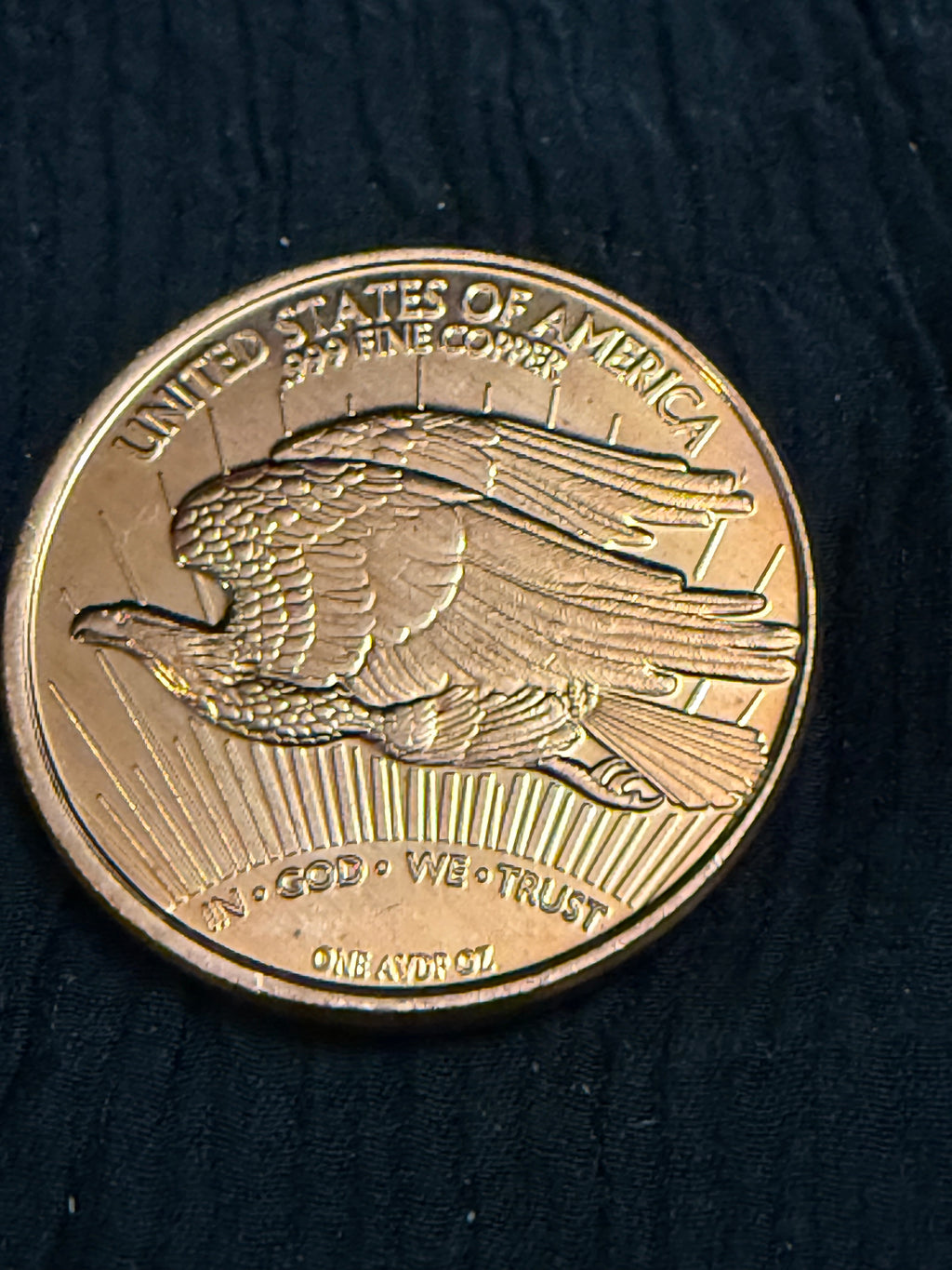 1933 Saint-Gaudens $20 Gold Double Eagle Replica / Tribute Round – One AVDP Ounce